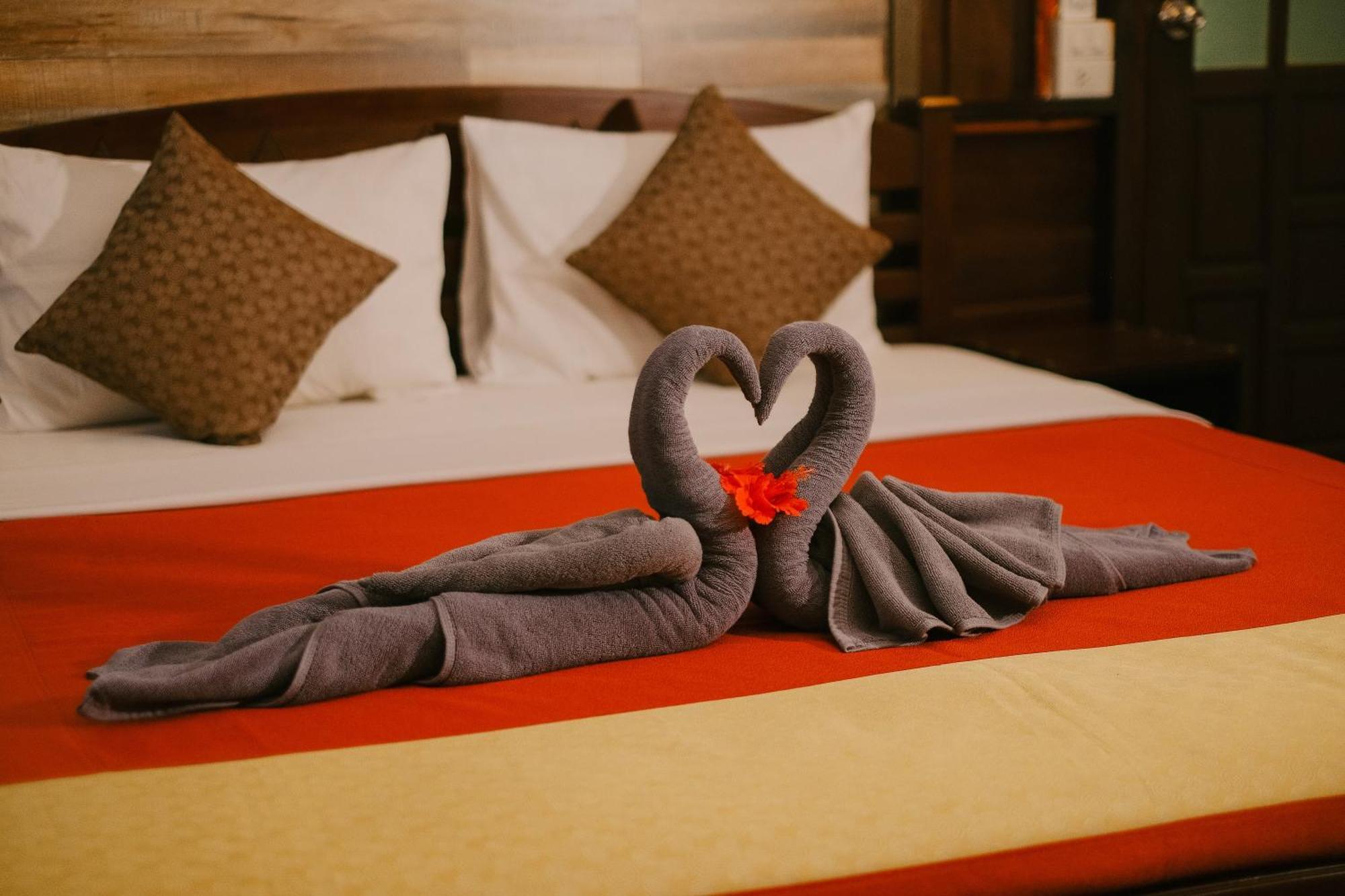 Joy Bungalow Resort And Restaurant Кох-Юм Экстерьер фото