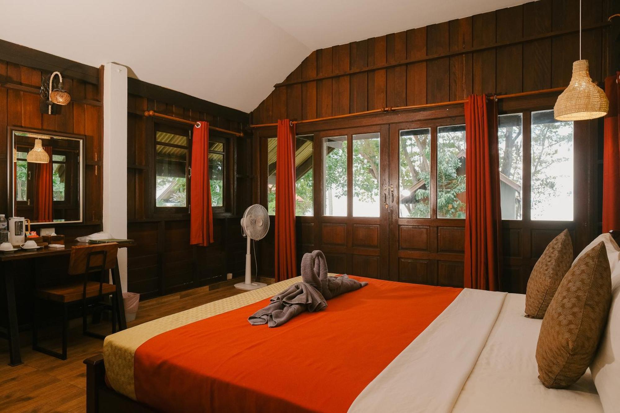 Joy Bungalow Resort And Restaurant Кох-Юм Экстерьер фото