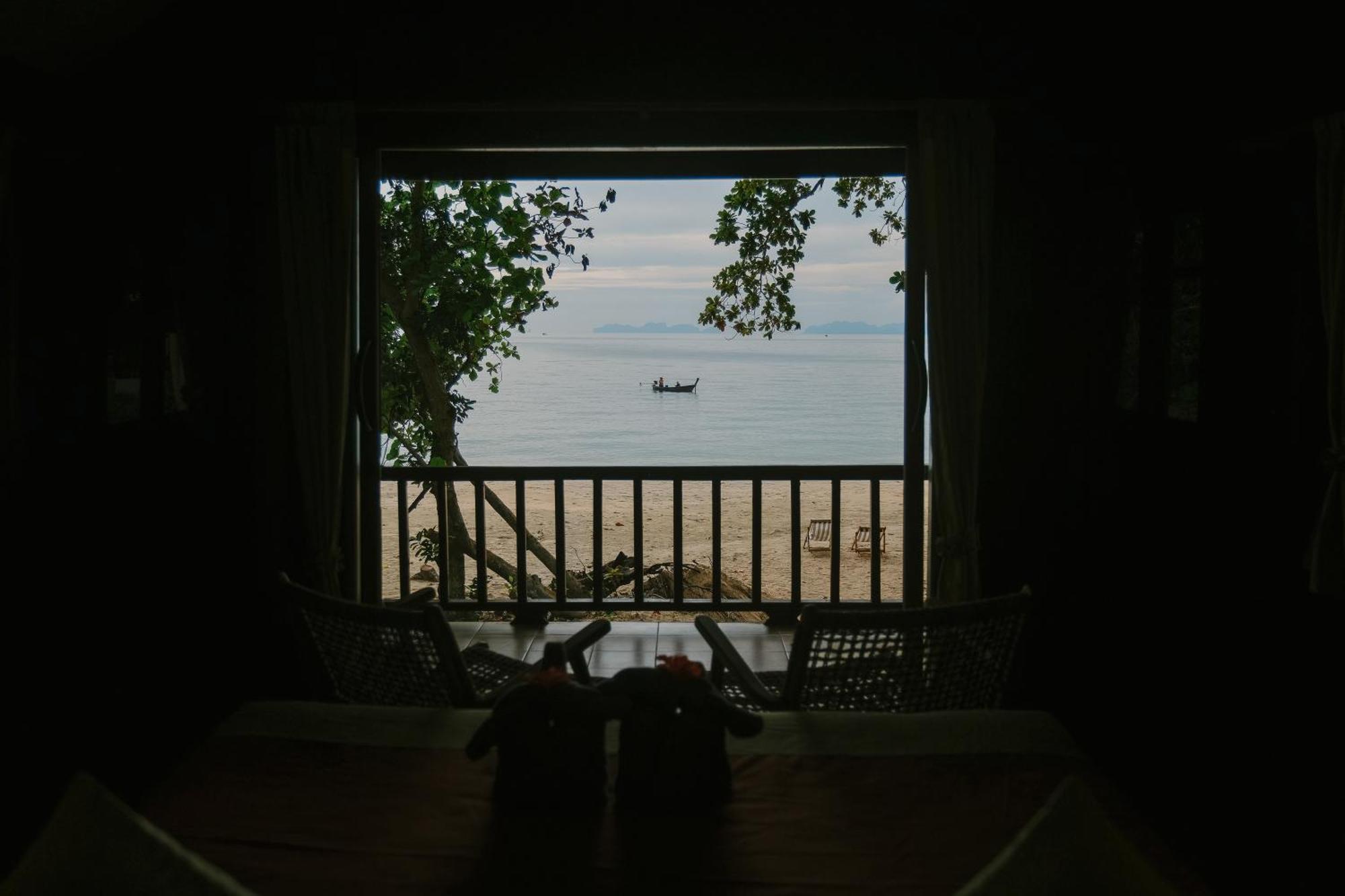 Joy Bungalow Resort And Restaurant Кох-Юм Экстерьер фото