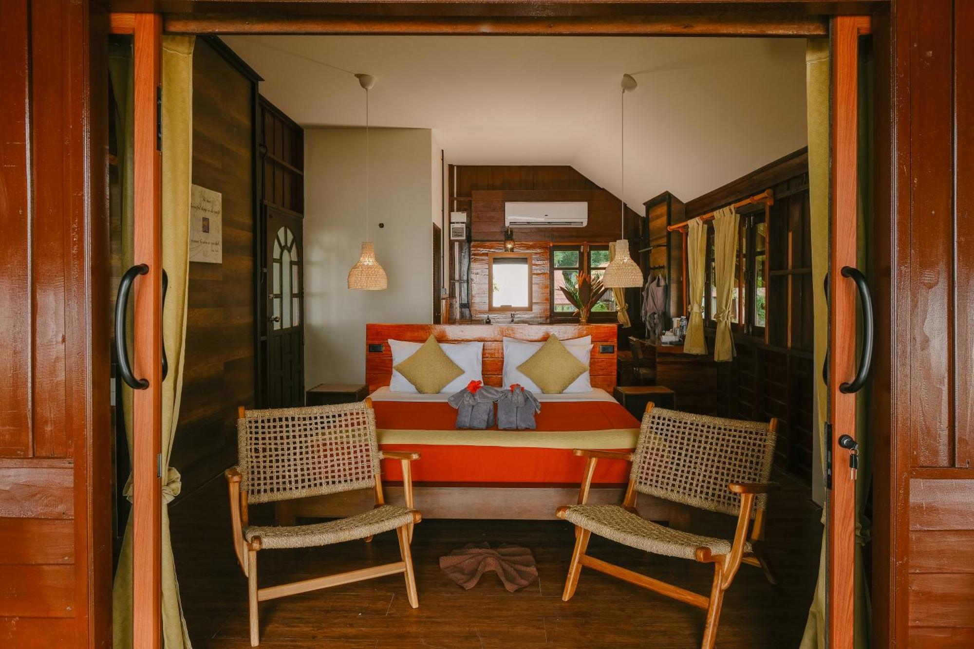 Joy Bungalow Resort And Restaurant Кох-Юм Экстерьер фото