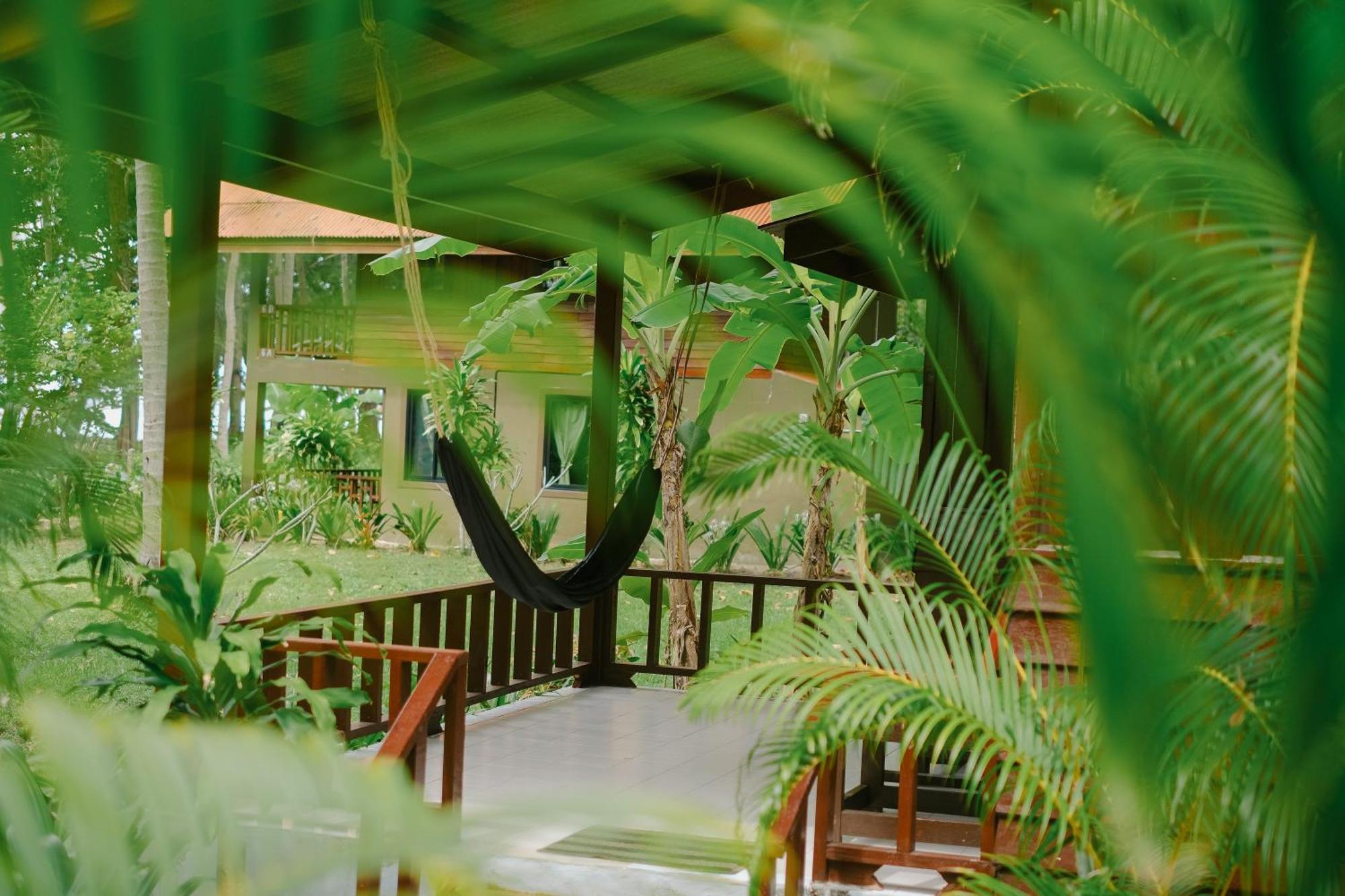 Joy Bungalow Resort And Restaurant Кох-Юм Экстерьер фото